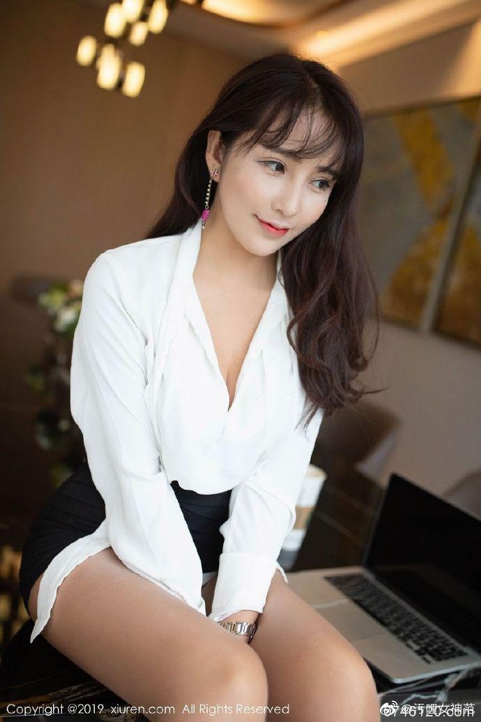 美女模特陶喜乐_lele白衬衫包臀裙 工