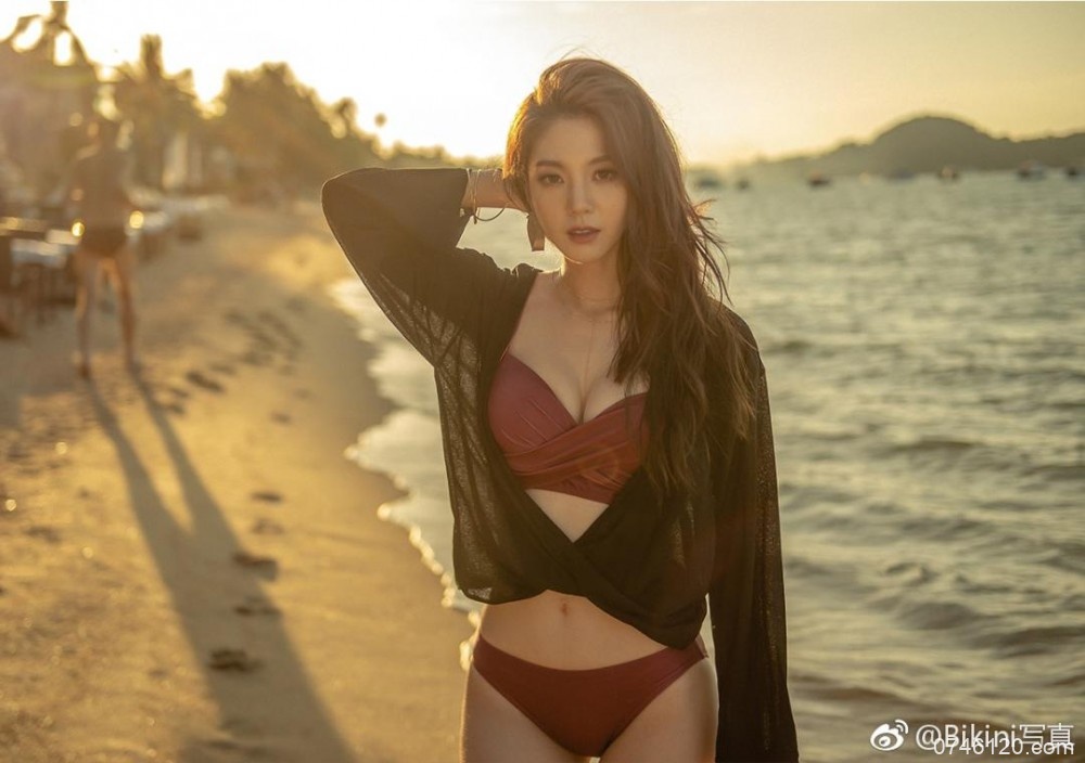 乐彩恩比基尼写真 